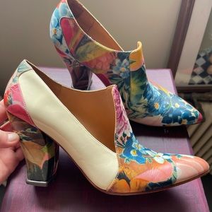 John Fluevog Elegant Conversations size 9.5